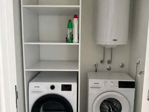 Rent, three bedroom apartment, 83m², Savski Venac, Beograd - image 13