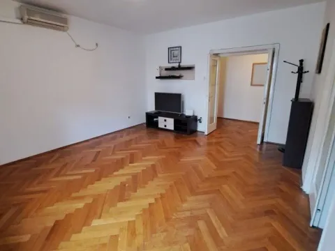 Rent, office space, 82m², Centar, Podgorica - image 2