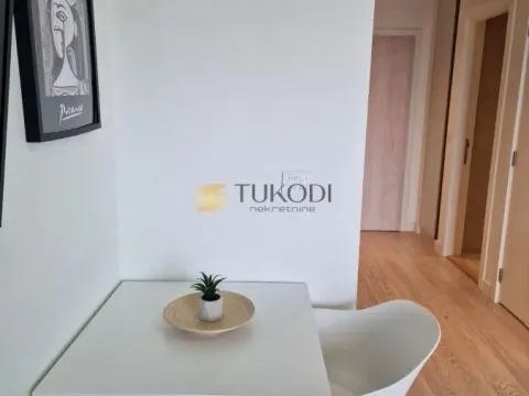 Rent, one bedroom apartment, 36m², Savski Venac, Beograd - image 10