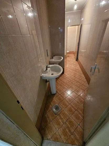 Rent, office space, 750m², Terazije, Užice