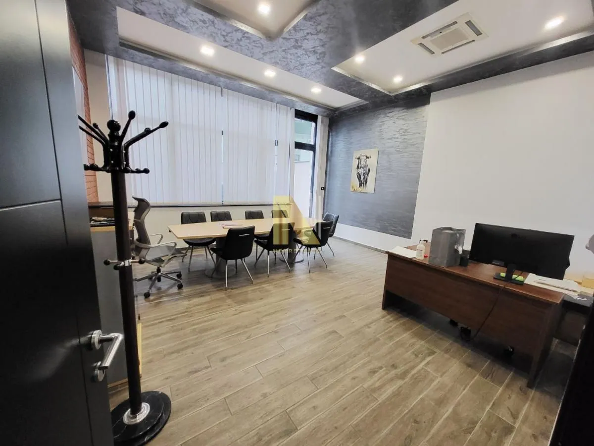 Sale, office space, 207m², Sajmište, Novi Sad
