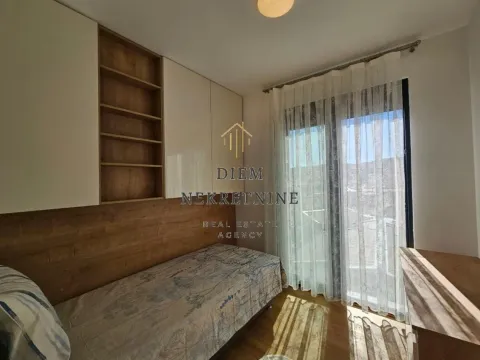 Rent, two bedroom apartment, 55m², Centar, Bar - image 14