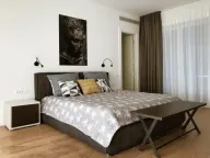 Prodaja, jednosoban stan, 146m², Centar, Tivat - image 18