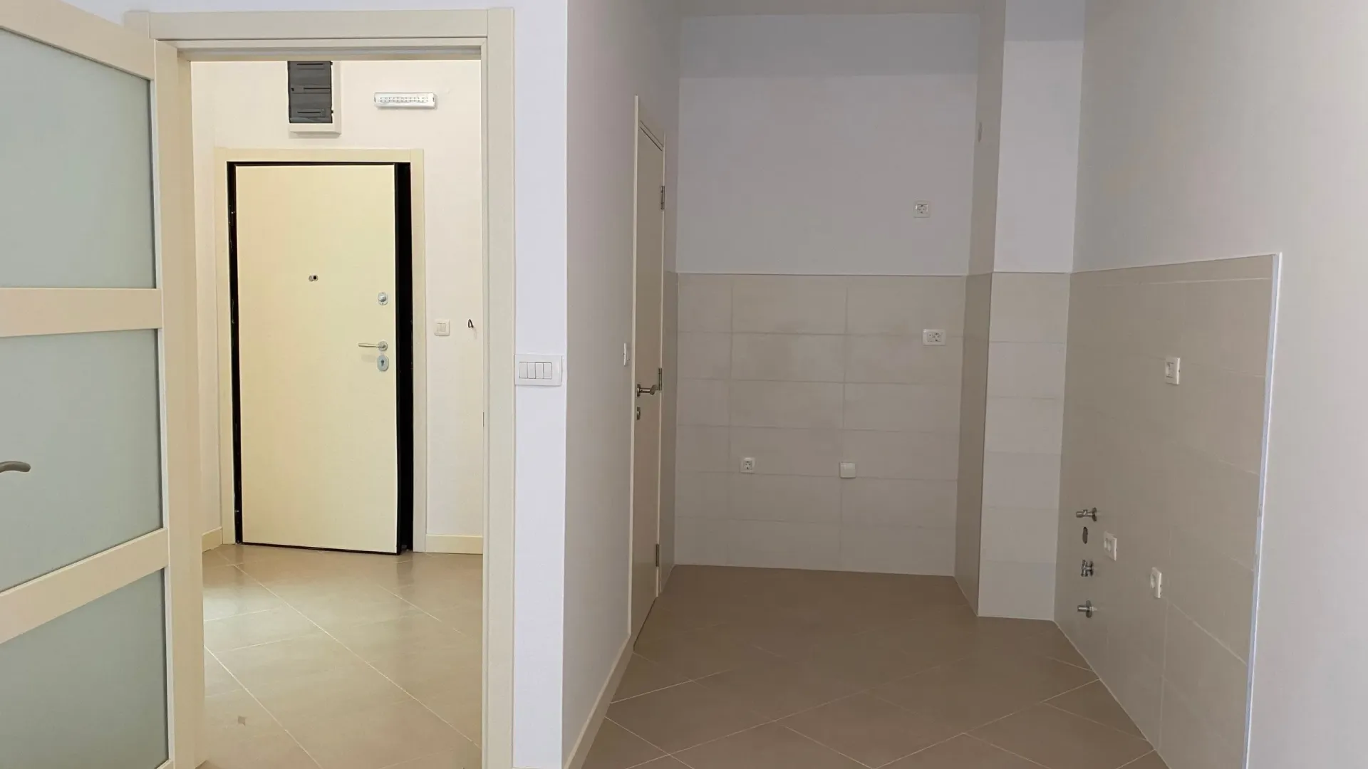 Sale, apartment, 32m², Dobrota, Kotor