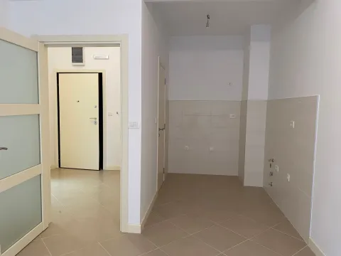 Sale, apartment, 32m², Dobrota, Kotor - image 2