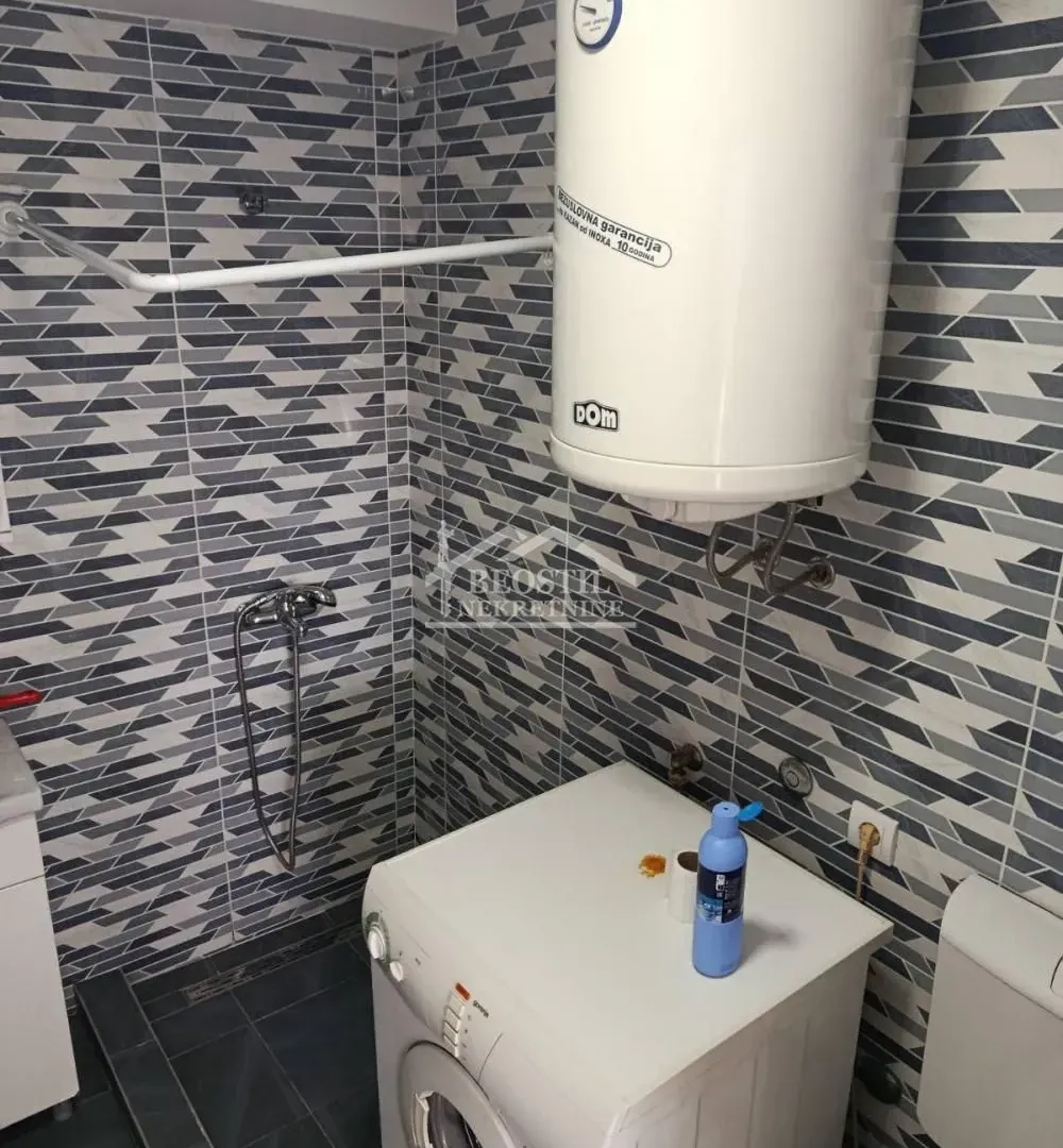 Izdavanje, jednosoban stan, 32m², Zvezdara Sve Podlokacije, Beograd