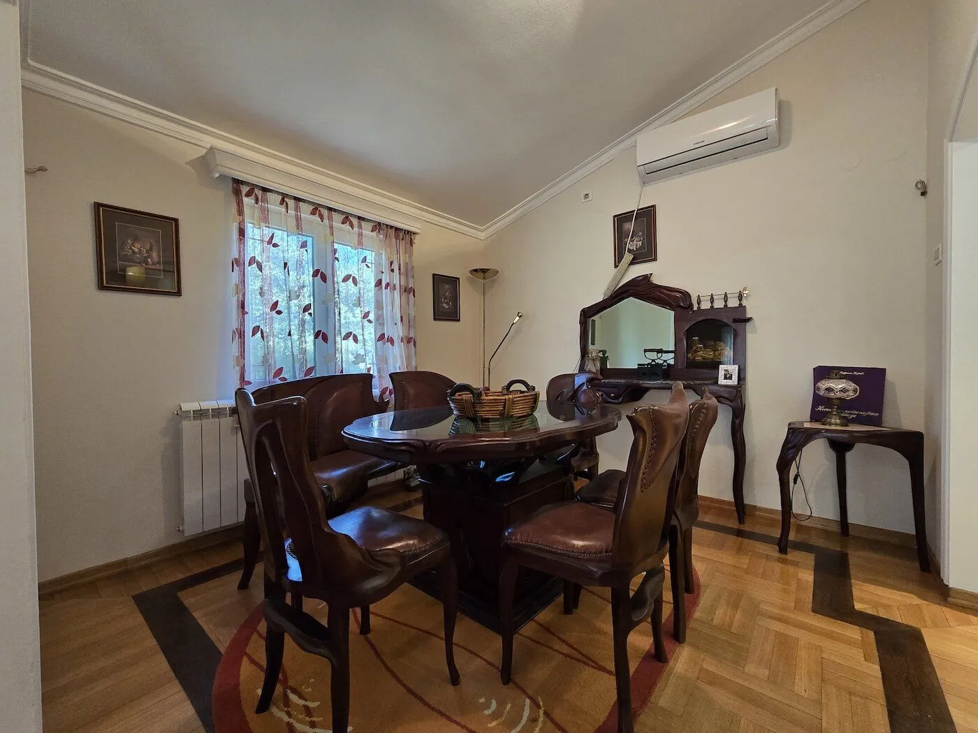 Prodaja, kuća, 180m², Zlatica, Podgorica