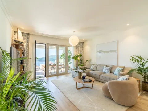 Prodaja, dvosoban stan, 105m², Luštica Bay, Tivat - image 2