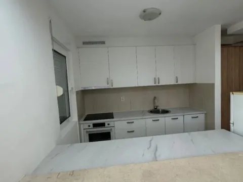 Izdavanje, jednosoban stan, 60m², Bečići, Budva - image 8