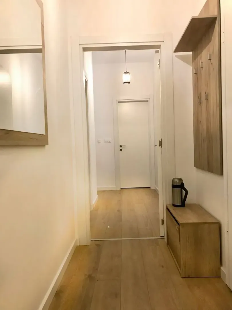 Prodaja, dvosoban stan, 54m², Centar, Bar