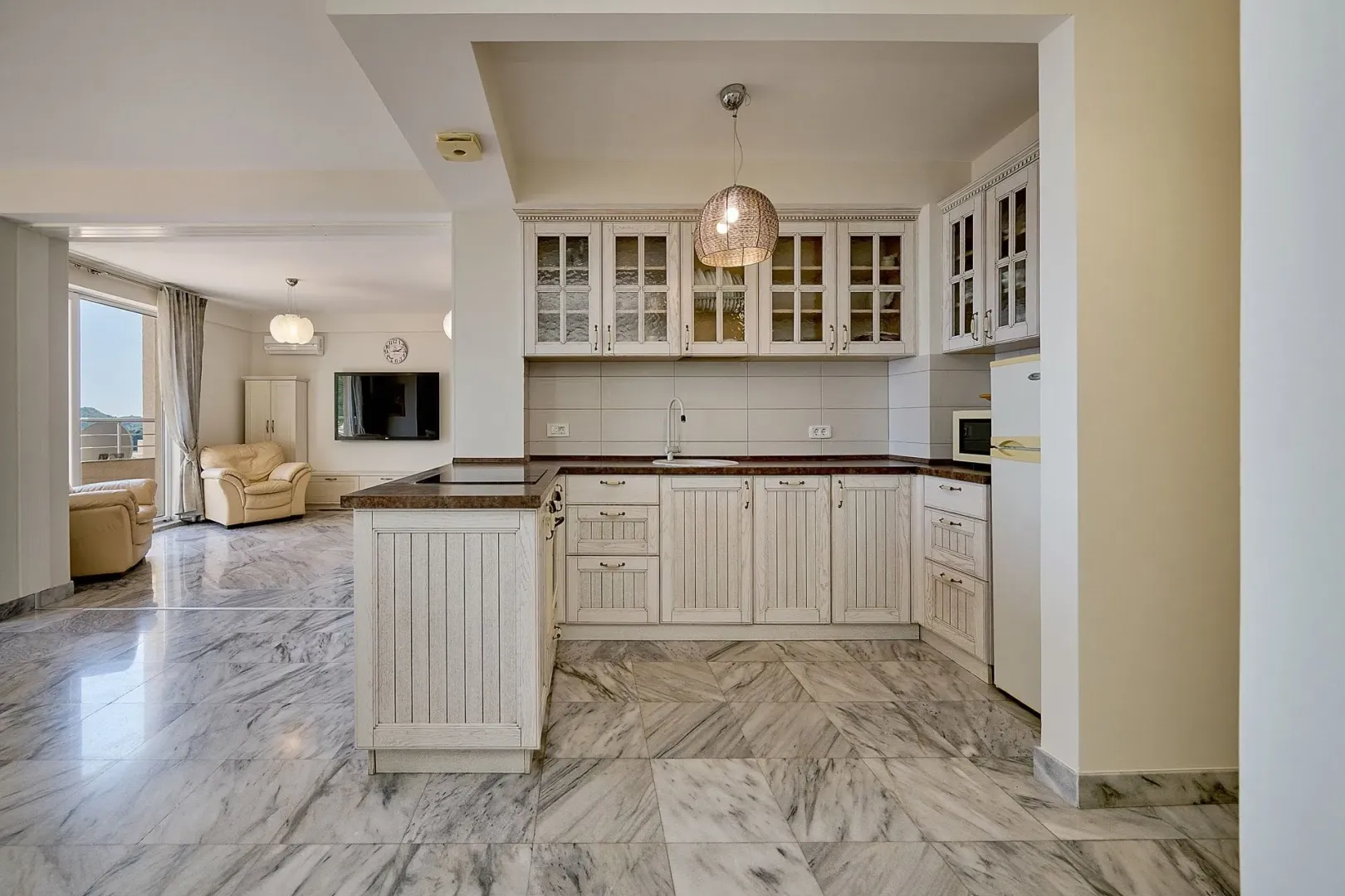 Sale, four bedroom apartment, 113m², Bečići, Budva