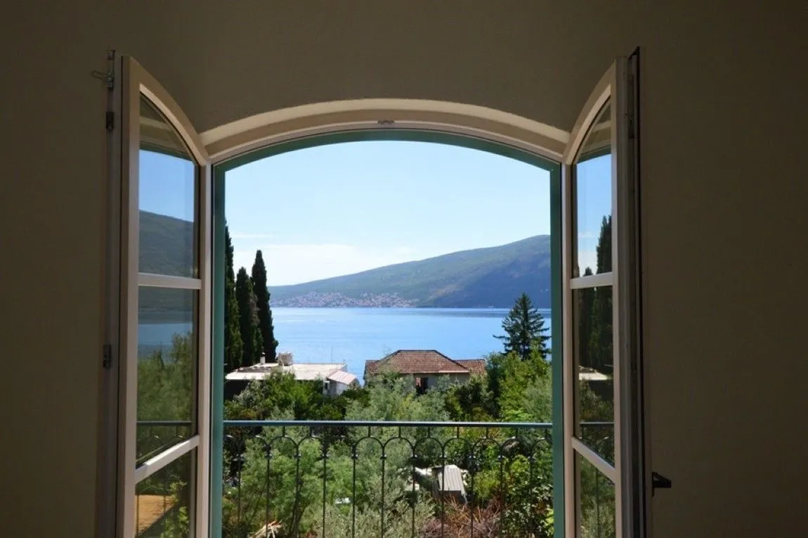 Prodaja, kuća, 184m², Baošići, Herceg Novi