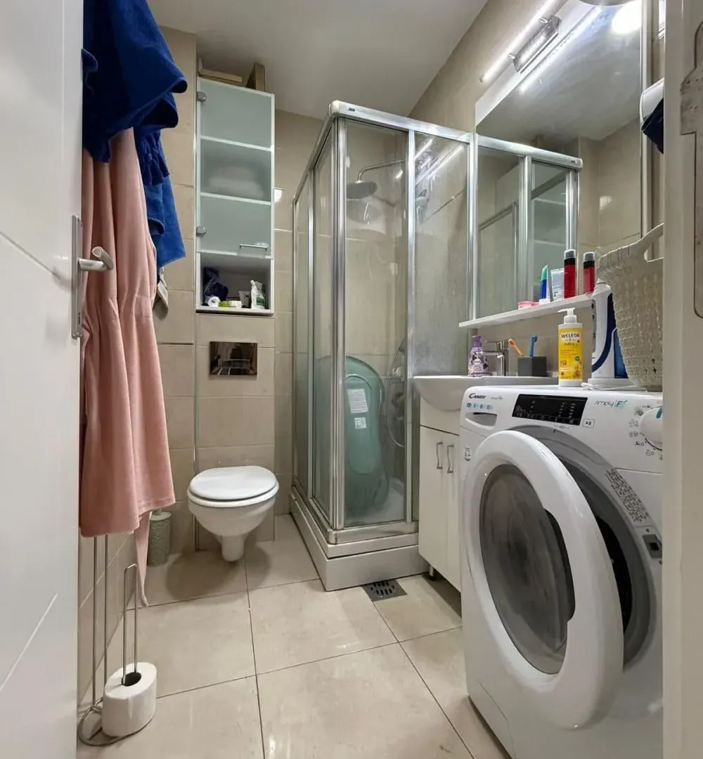 Izdavanje, dvosoban stan, 40m², Vračar Hram, Vračar Sve Podlokacije