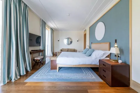 Prodaja, četvorosoban stan, 498m², Tivat, Crna Gora - image 10