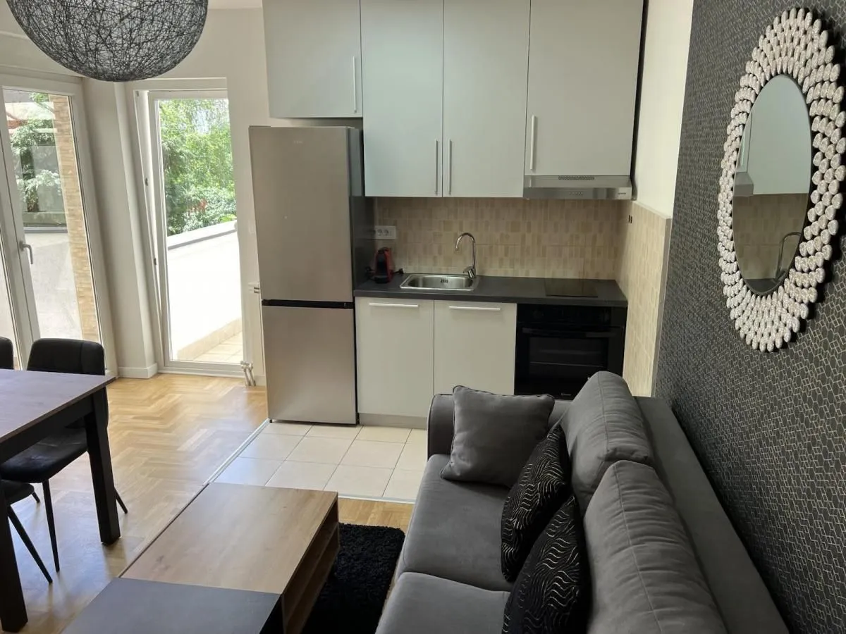 Rent, two bedroom apartment, 39m², Lekino Brdo, Voždovac Sve Podlokacije