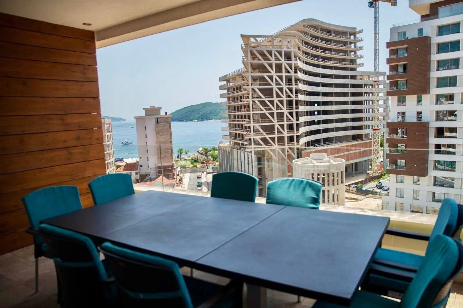 Rent, three bedroom apartment, 152m², Centar, Budva