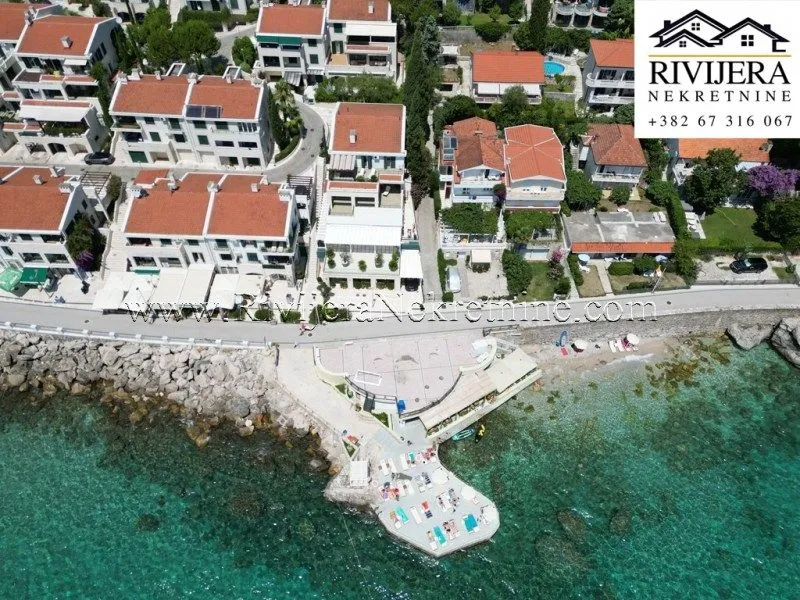 Sale, two bedroom apartment, 229m², Savina, Herceg Novi