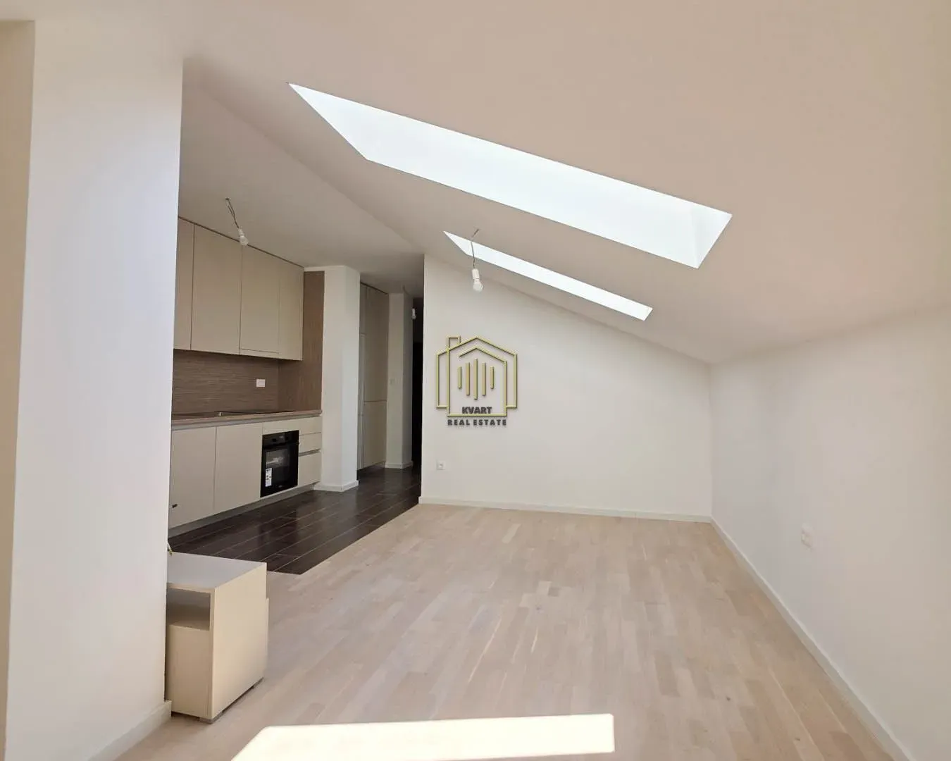 Prodaja, jednosoban stan, 52m², Tološi, Podgorica