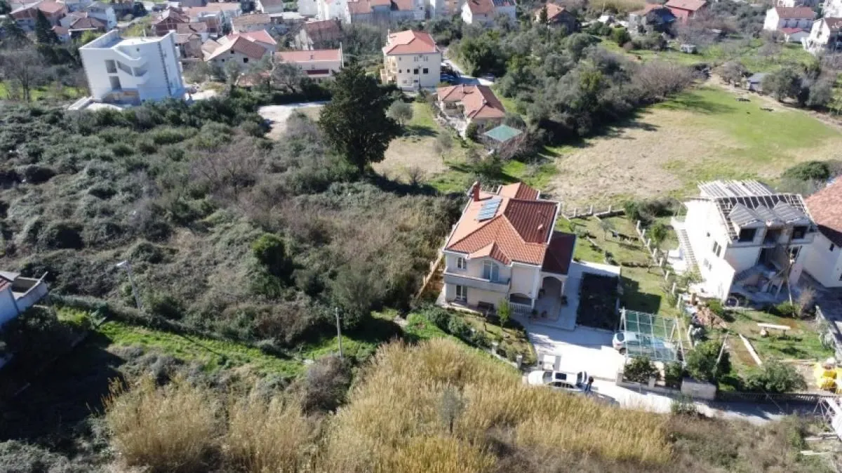Prodaja, plac, 400m², Tivat, Crna Gora