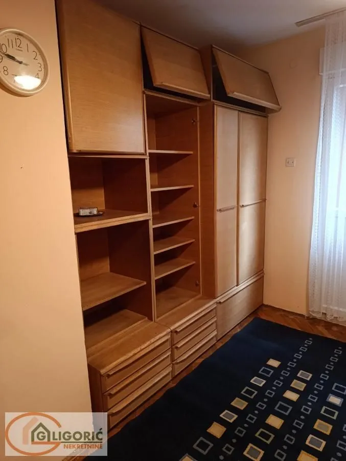 Izdavanje, trosoban stan, 72m², Voždovac Sve Podlokacije, Beograd