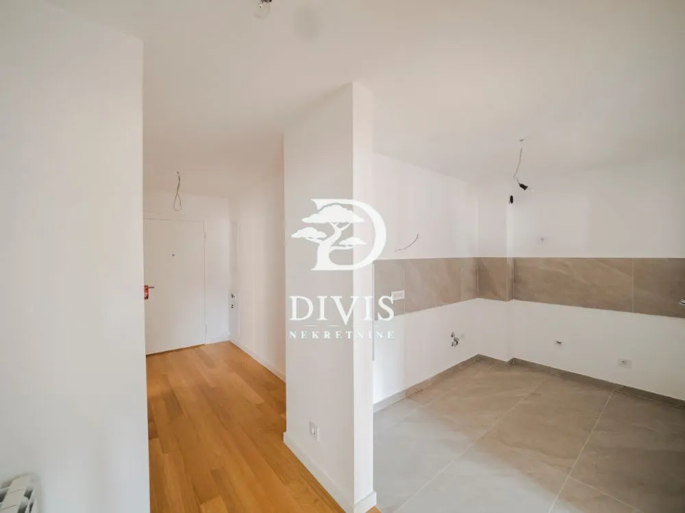 Sale, three bedroom apartment, 62m², Lekino Brdo, Voždovac Sve Podlokacije