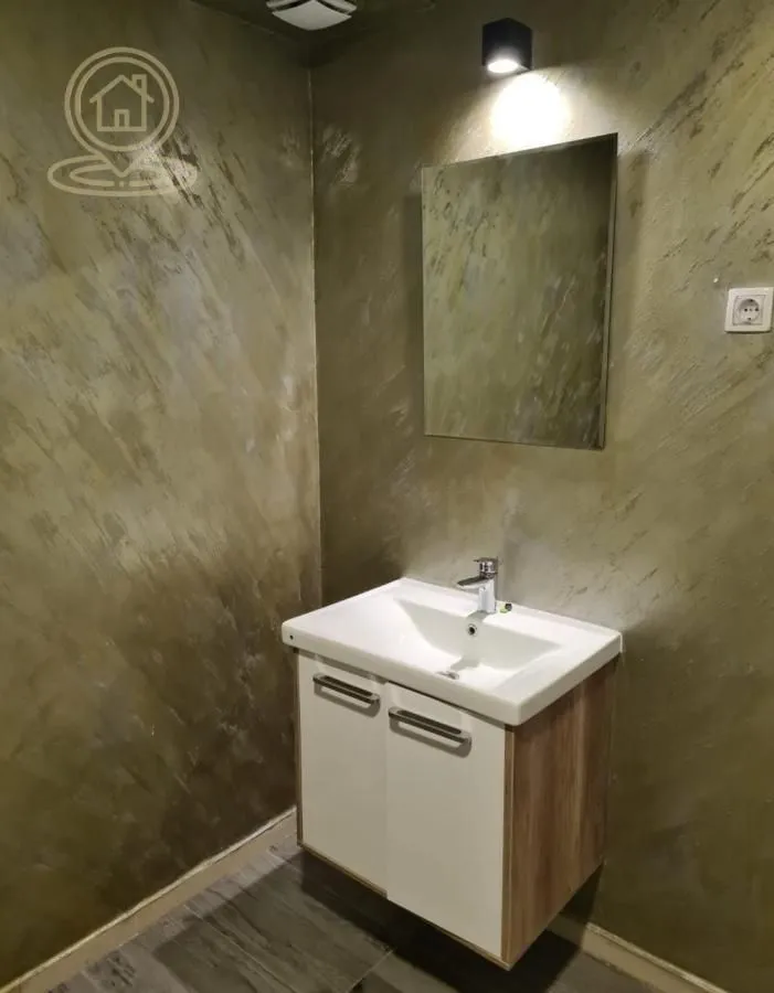 Izdavanje, dvosoban stan, 42m², Savski Venac, Beograd