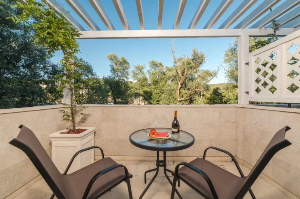 Sale, house, 300m², Mareza, Podgorica