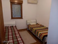 Izdavanje, trosoban stan, 103m², Stari Aerodrom, Podgorica - image 5