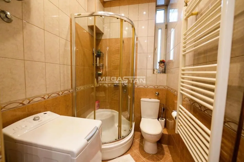 Sale, three bedroom apartment, 86m², Vračar Centar, Vračar Sve Podlokacije