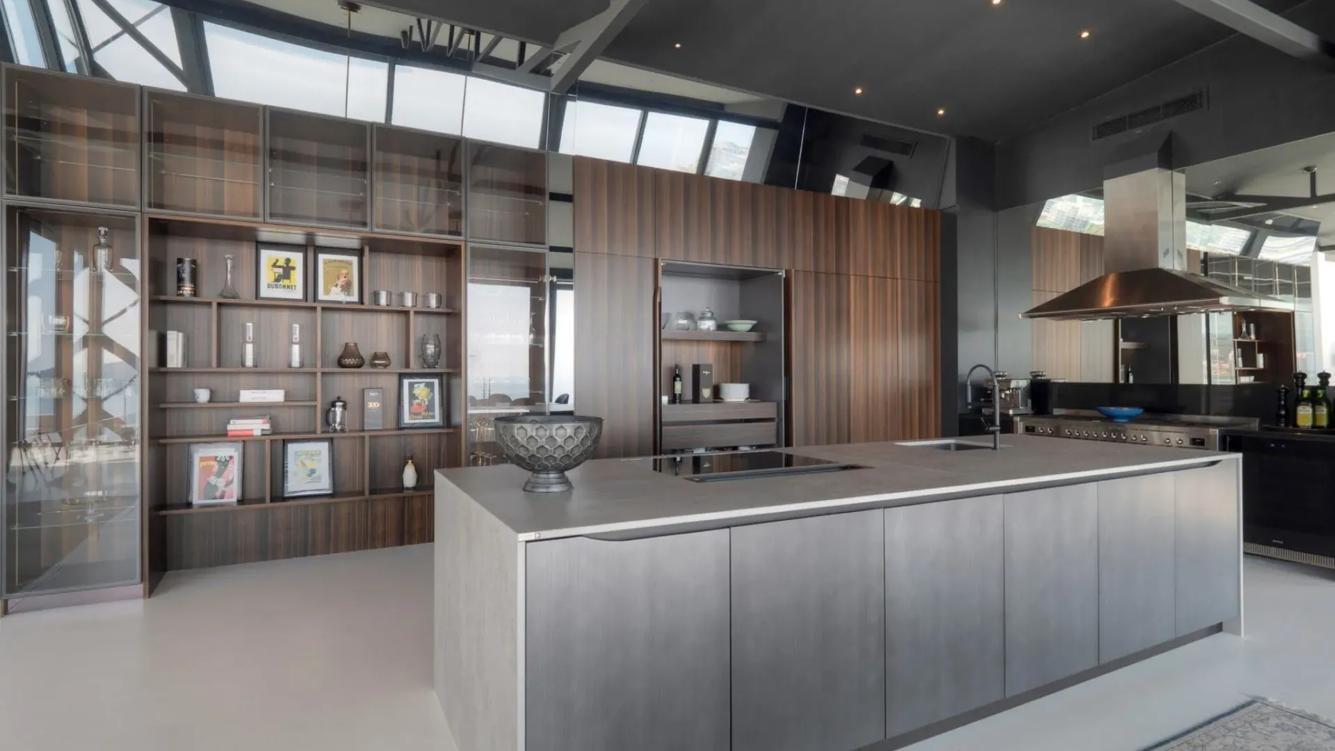 Sale, apartment, 1000m², Rafailovići, Budva