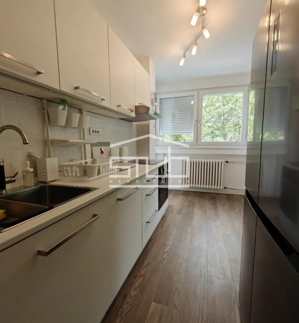 Rent, three bedroom apartment, 90m², Novi Beograd Blok 37, Novi Beograd Sve Podlokacije