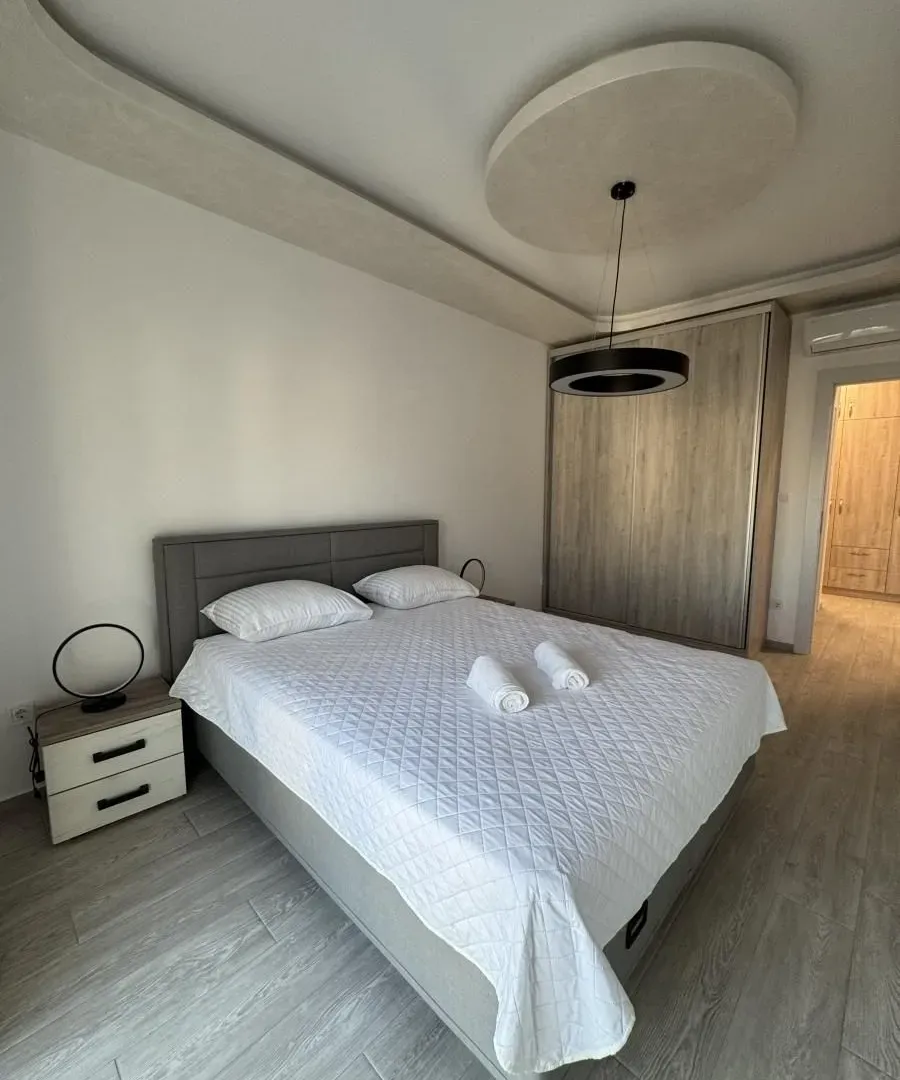 Prodaja, dvosoban stan, 74m², Bečići, Budva