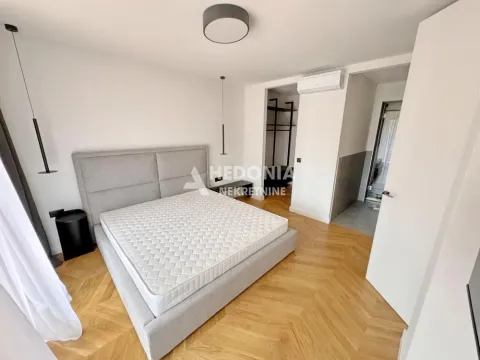 Prodaja, trosoban stan, 107m², Savski Venac, Beograd - image 10