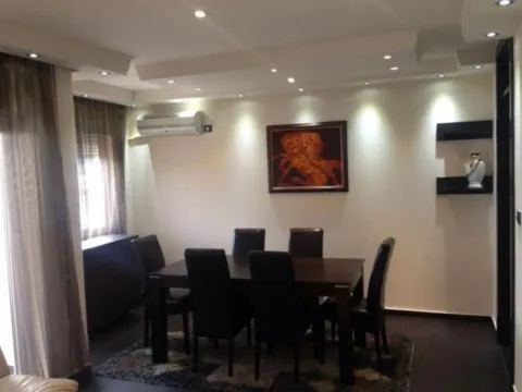Izdavanje, jednosoban stan, 52m², Centar, Podgorica - image 3