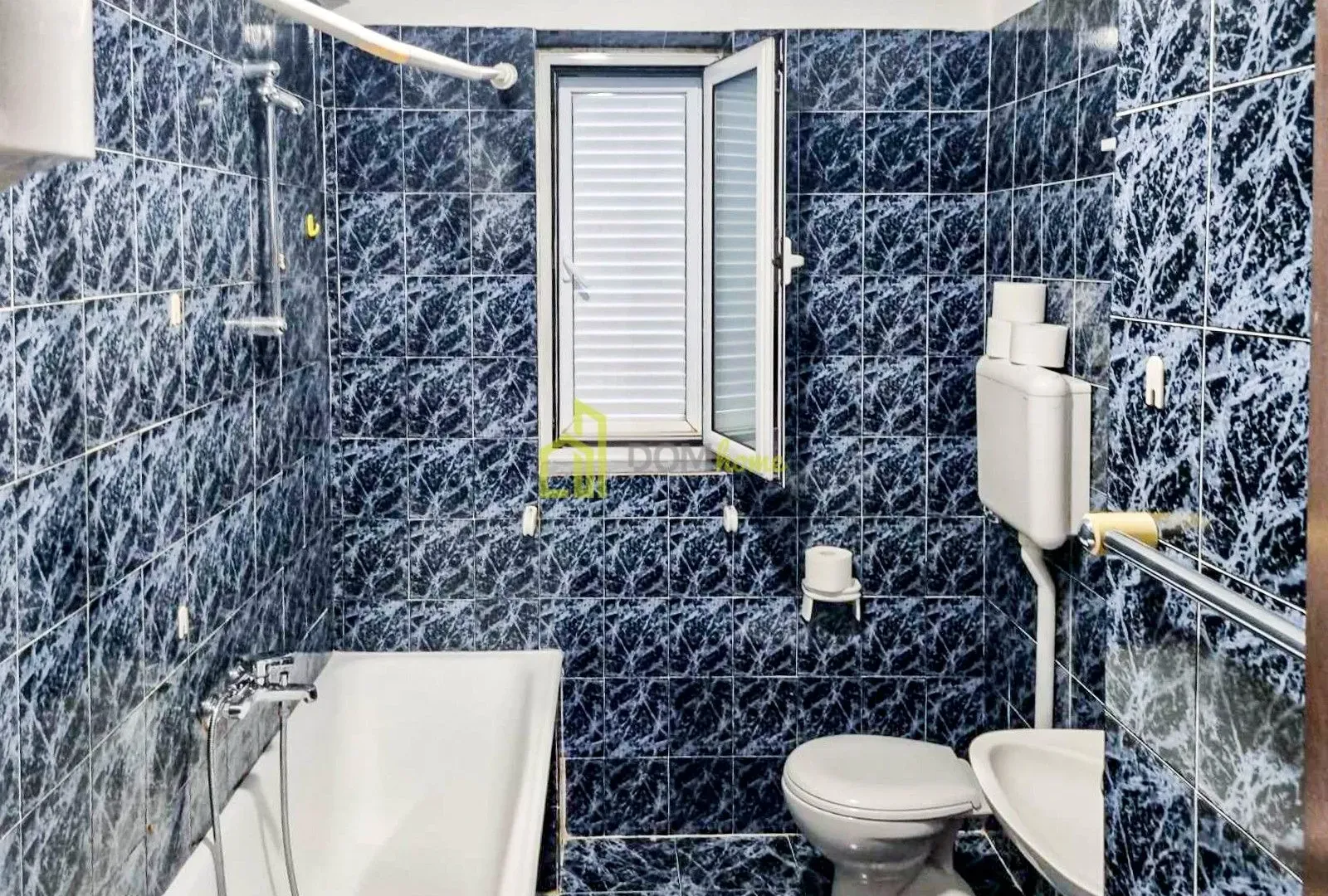 Rent, house, 90m², Kotor, Crna Gora
