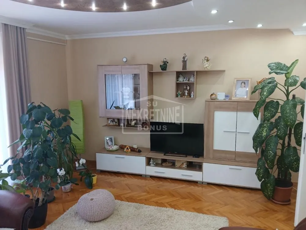 Prodaja, kuća, 175m², Veliki Radanovac, Subotica