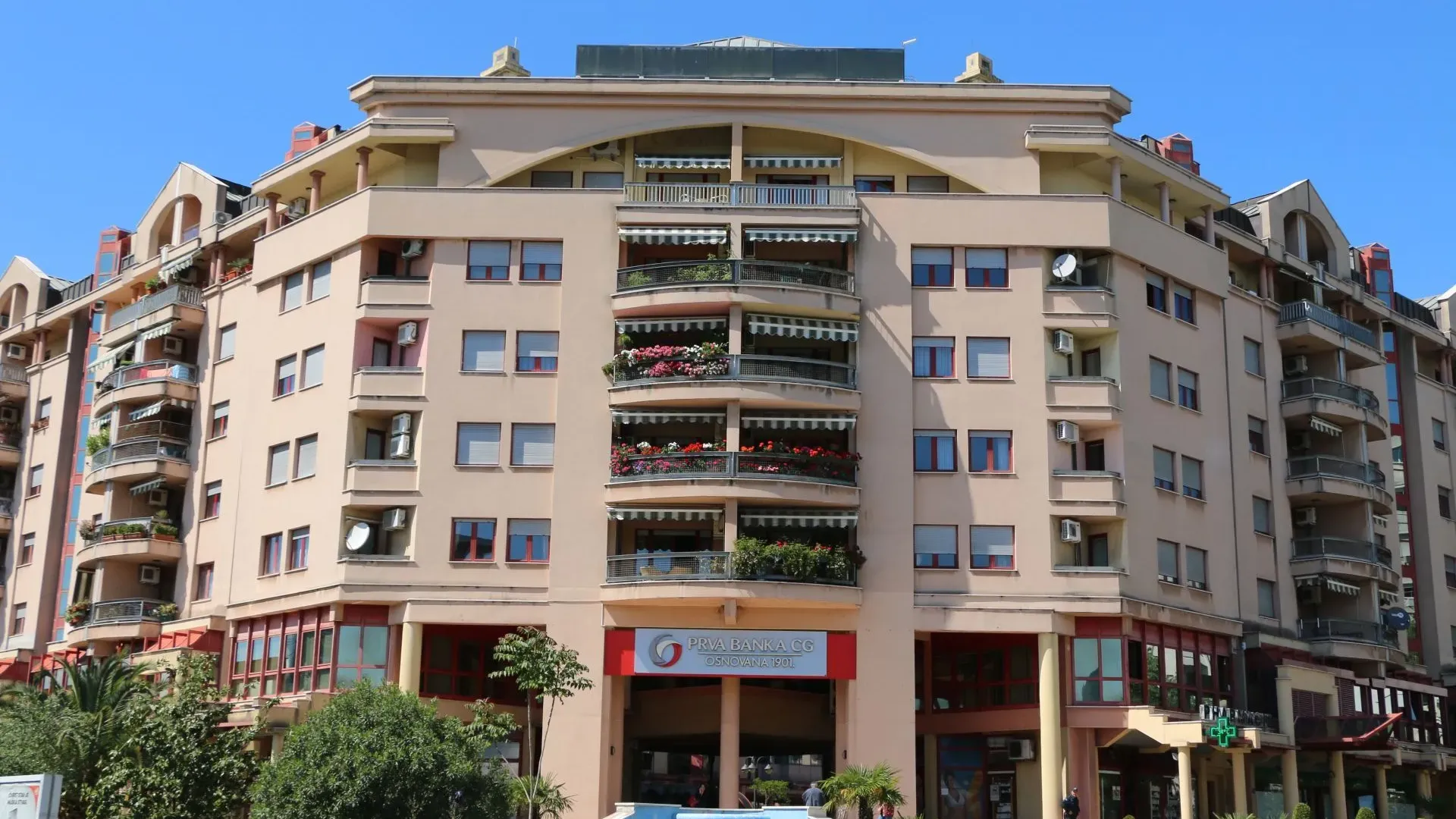 Izdavanje, stan, 90m², Preko Morače, Podgorica