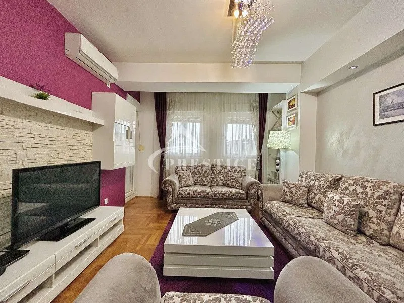 Rent, two bedroom apartment, 75m², City Kvart, Podgorica