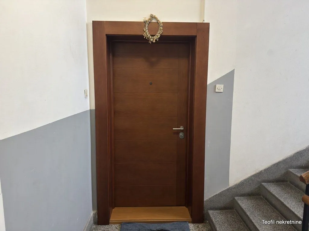 Prodaja, trosoban stan, 73m², Palilulska Pijaca, Palilula Sve Podlokacije