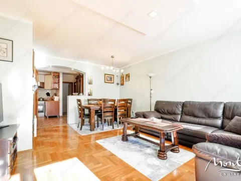 Prodaja, dvosoban stan, 71m2, Centar, Tivat Prodaja, dvosoban stan, 71m2, Centar, Tivat