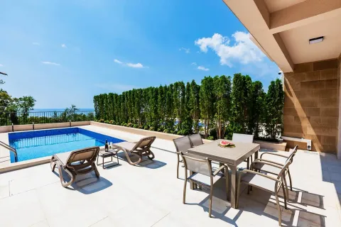 Stan-na-dan, kuća, 223m², Reževići, Budva - image 11