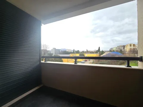 Izdavanje, jednosoban stan, 49m², Ljubović, Podgorica - image 8