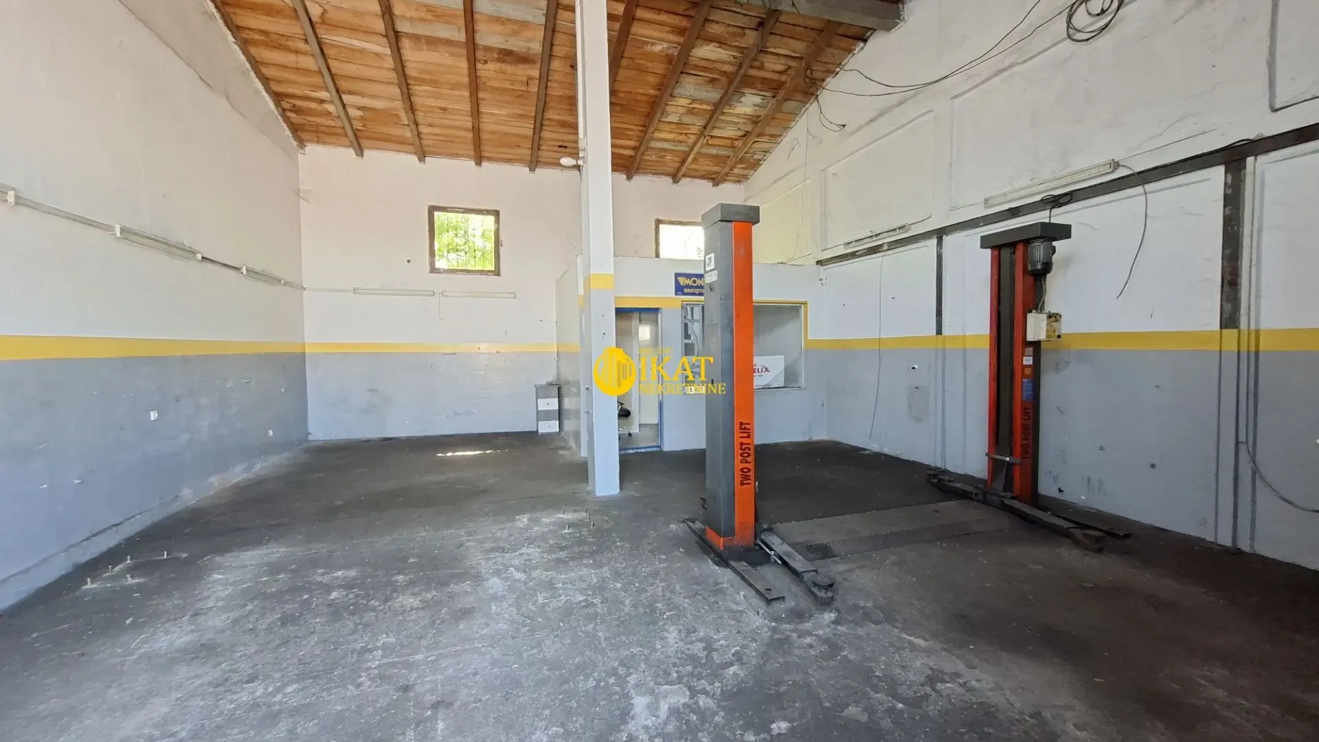 Rent, office space, 450m², Krnjaca, Palilula Sve Podlokacije