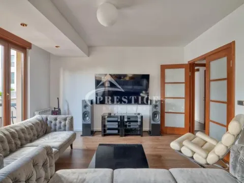 Izdavanje, dvosoban stan, 90m², Centar, Podgorica - image 6