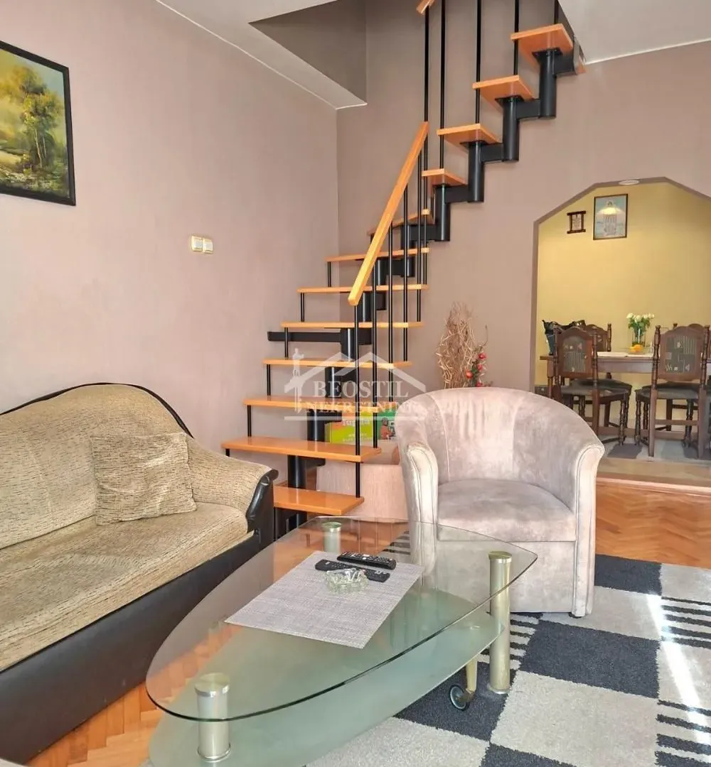 Prodaja, trosoban stan, 73m², Karaburma, Palilula Sve Podlokacije