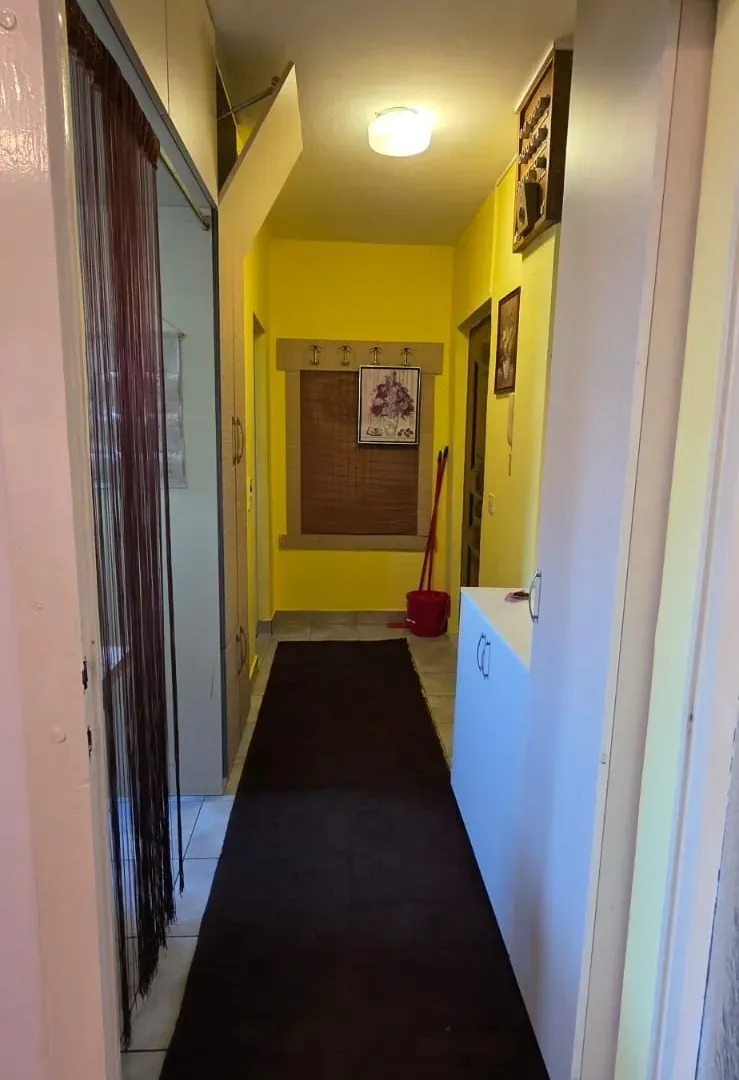 Prodaja, garsonjera, 30m², Gintaš, Podgorica