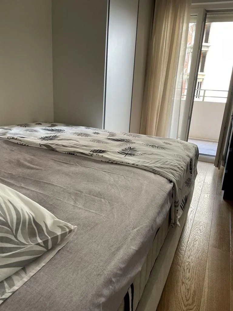 Izdavanje, jednosoban stan, 53m², Central Point, Podgorica