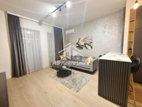 Izdavanje, trosoban stan, 80m², Savski Venac, Beograd - image 4