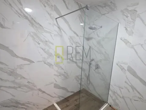 Sale, one bedroom apartment, 93m², Ulcinj, Crna Gora - image 11