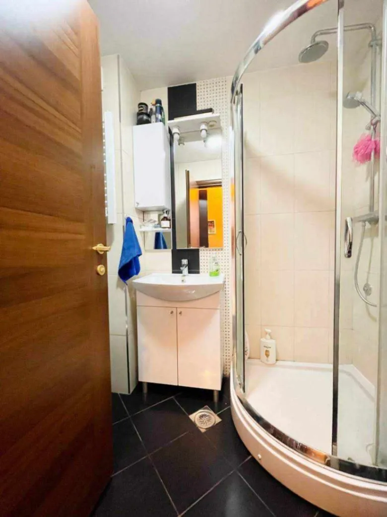Izdavanje, dvosoban stan, 60m², Stari Aerodrom, Podgorica